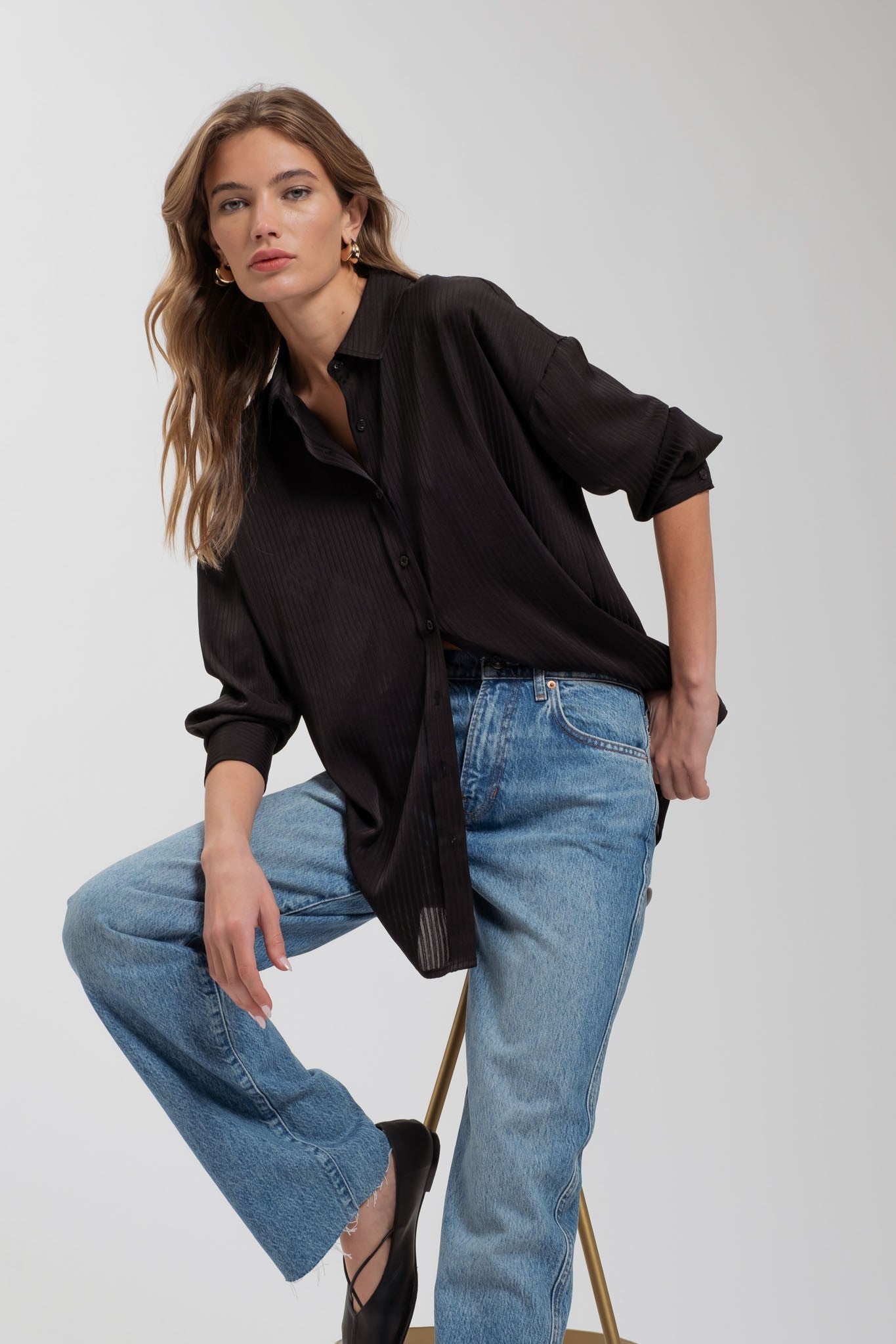 The Blakely Pinstripe Long Sleeve Button Down Top | Black |