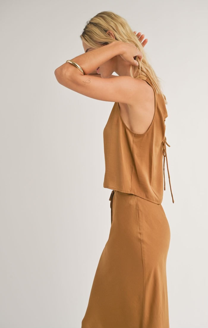 The Keeley Fast Lane Back Ruched Cutout Top | Dark Gold |